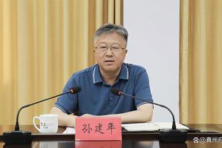 欧文：我认为曼城会夺得本赛季英超冠军，争冠会很激烈